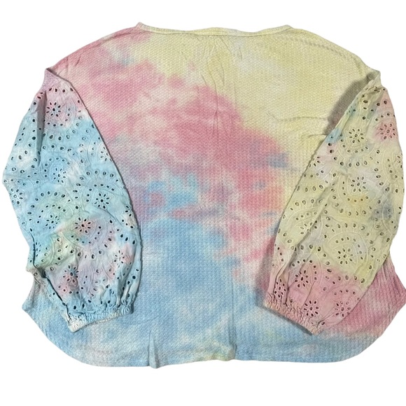 Chrysanthemum size medium pastel tie dye shirt, long lace like sleeves NEW - Picture 7 of 13